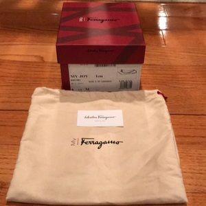 Ferragamo ballet flat